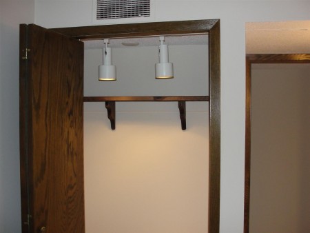 Electrical - improper closet lights