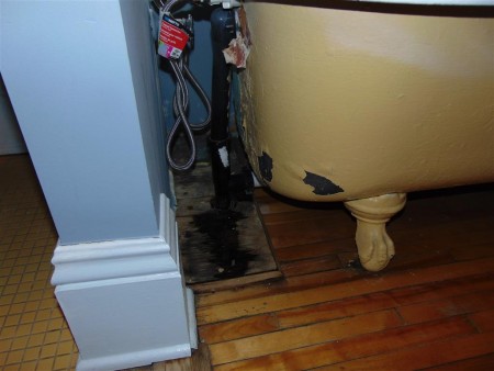 Leaking clawfoot tub